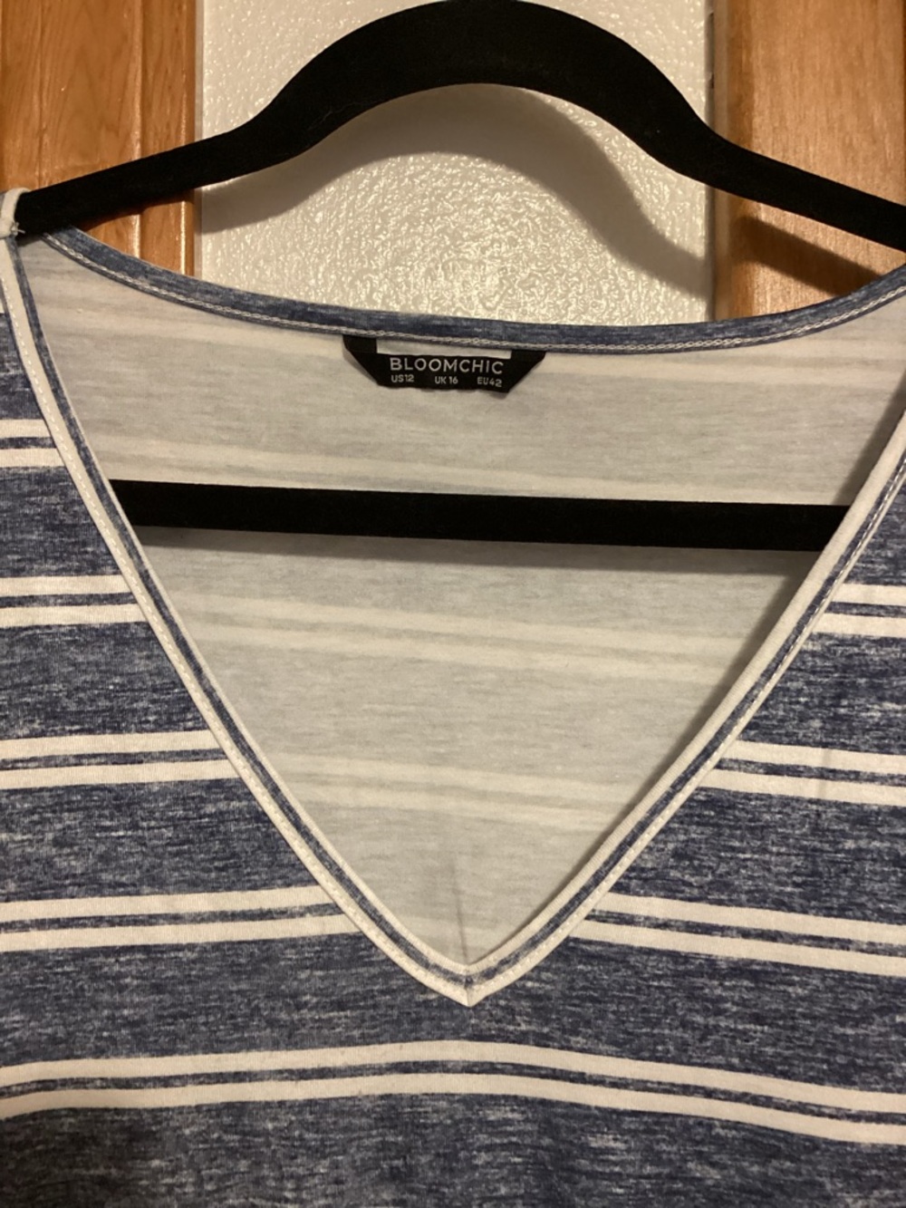 BloomChic Navy and White Striped V-Neck Midi Dress, size 12, EUC - Picture 4 of 12